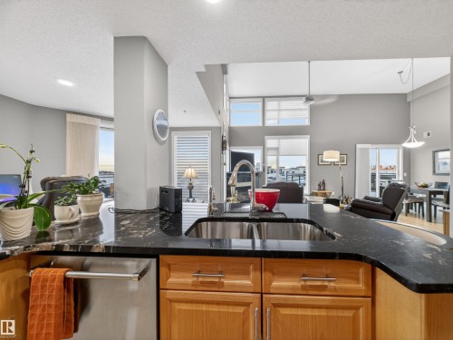603 141 Festival Way, Sherwood Park, AB - Indoor Photo Showing Kitchen With Double Sink