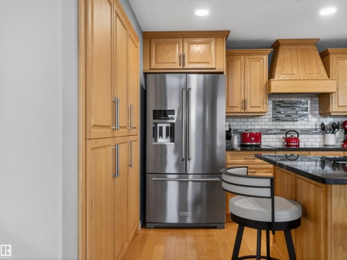 603 141 Festival Way, Sherwood Park, AB - Indoor Photo Showing Kitchen