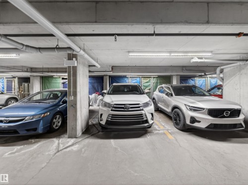 603 141 Festival Way, Sherwood Park, AB - Indoor Photo Showing Garage