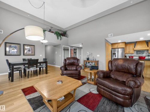 603 141 Festival Way, Sherwood Park, AB - Indoor Photo Showing Living Room