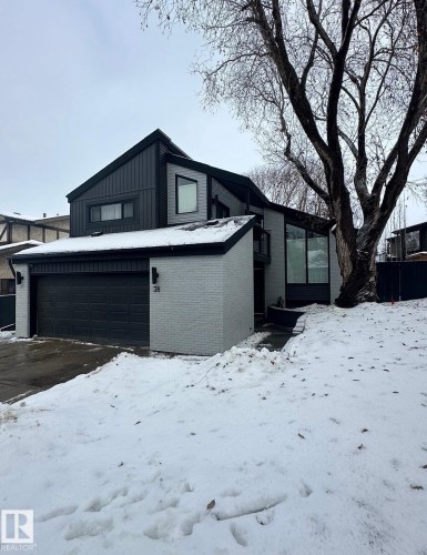 38 WOODCREST Avenue  St. Albert, AB T8N 3H5