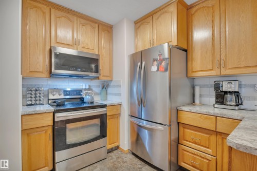 306 4604 48A Street, Leduc, AB - Indoor Photo Showing Kitchen