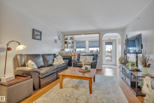 306 4604 48A Street, Leduc, AB - Indoor Photo Showing Living Room