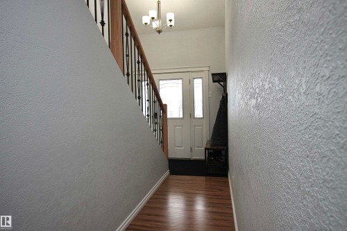 7514 40 Ave, Camrose, AB - Indoor Photo Showing Other Room