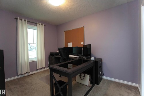 7514 40 Ave, Camrose, AB - Indoor Photo Showing Office