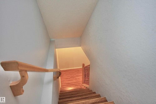 7514 40 Ave, Camrose, AB - Indoor Photo Showing Other Room