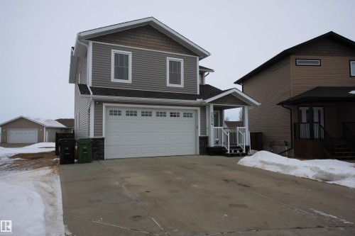 7514 40 Ave, Camrose, AB - Outdoor