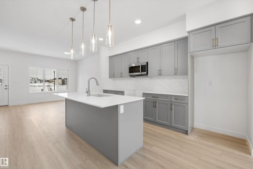 18119 85 Street, Edmonton, AB - Indoor Photo Showing Kitchen With Upgraded Kitchen