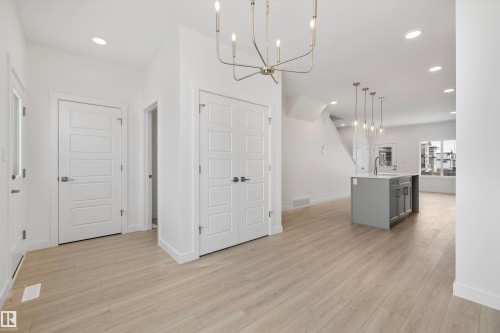 18119 85 Street, Edmonton, AB - Indoor