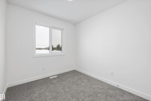 18119 85 Street, Edmonton, AB - Indoor Photo Showing Other Room