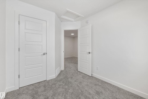 18119 85 Street, Edmonton, AB - Indoor Photo Showing Other Room