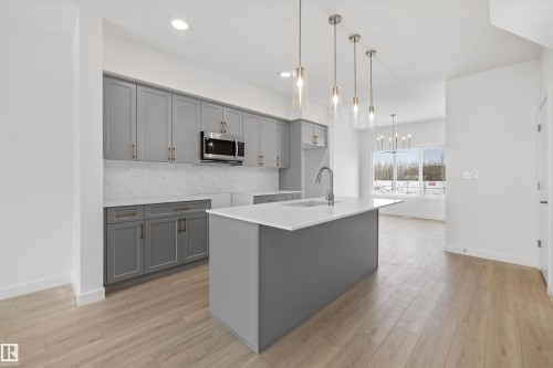18119 85 Street, Edmonton, AB - Indoor Photo Showing Kitchen With Upgraded Kitchen