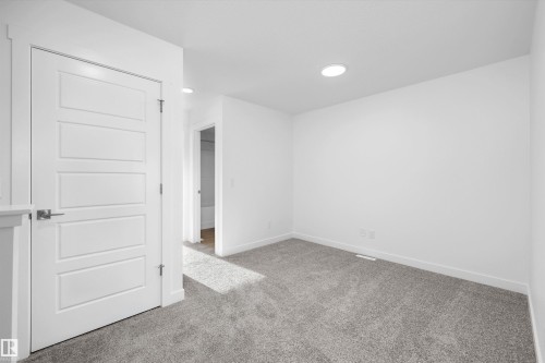 4182 Kinglet Drive, Edmonton, AB - Indoor Photo Showing Other Room