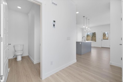 4182 Kinglet Drive, Edmonton, AB - Indoor