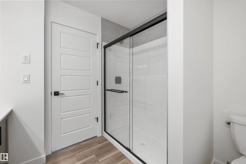 18131 85 Street, Edmonton, AB - Indoor Photo Showing Bathroom