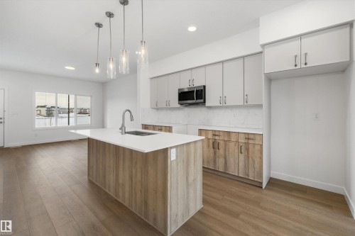 18135 85 Street, Edmonton, AB - Indoor Photo Showing Kitchen