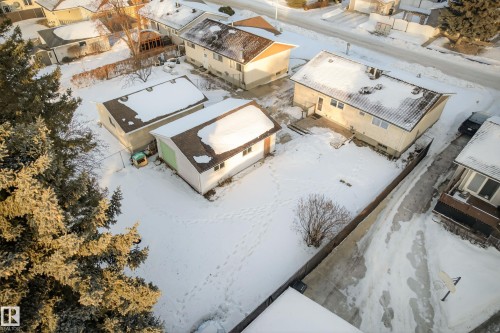 Snowy aerial view with a residential view - 1704 89 Street, Edmonton, AB - Outdoor With View