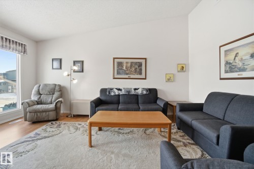 6448 178 Street, Edmonton, AB - Indoor Photo Showing Living Room