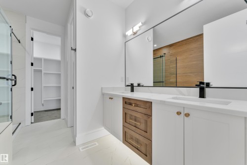 4306 35 Street, Beaumont, AB - Indoor Photo Showing Bathroom