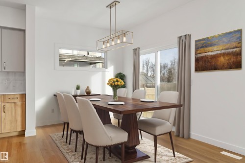 740 Astoria Way, Devon, AB - Indoor Photo Showing Dining Room