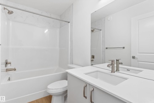 740 Astoria Way, Devon, AB - Indoor Photo Showing Bathroom