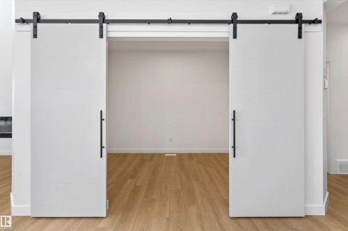 740 Astoria Way, Devon, AB - Indoor Photo Showing Other Room