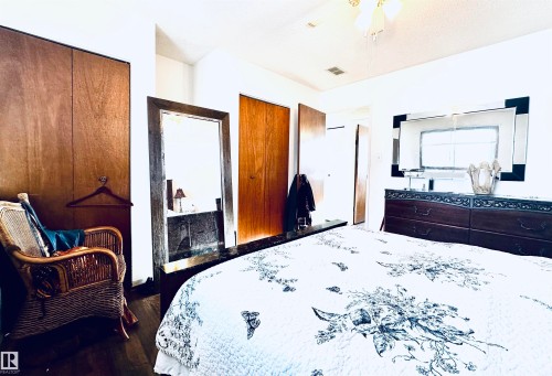 141 Willow Drive, Wetaskiwin, AB -  Photo Showing Bedroom