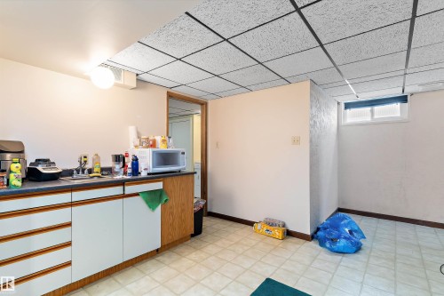 1115 82 Street, Edmonton, AB - Indoor