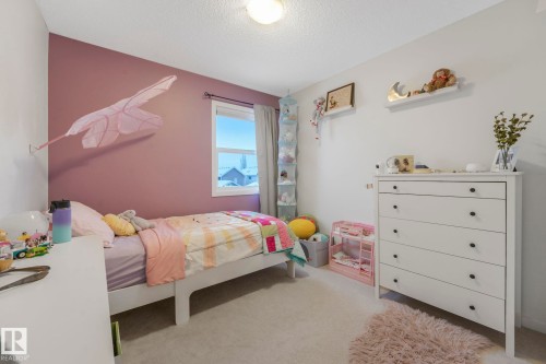 7220 20 Avenue, Edmonton, AB - Indoor Photo Showing Bedroom