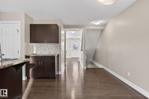 Edmonton, AB - Indoor