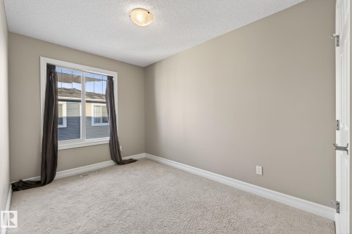 Edmonton, AB - Indoor Photo Showing Other Room