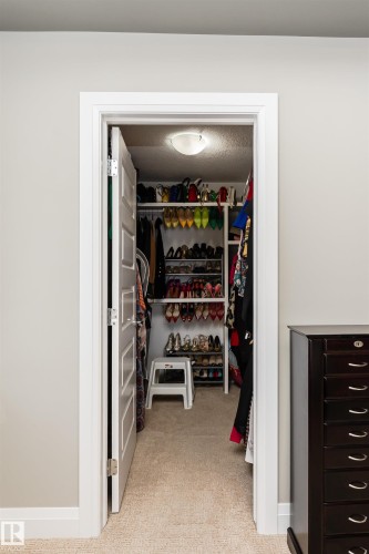 2410 Ashcraft Crescent, Edmonton, AB - Indoor