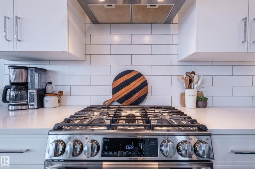 37 Rhea Crescent, St. Albert, AB - Indoor Photo Showing Kitchen