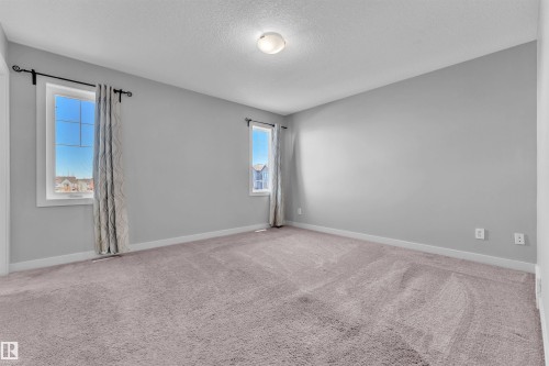 6664 Cardinal Road, Edmonton, AB - Indoor Photo Showing Other Room
