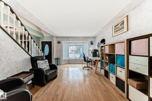 18931 80 Avenue, Edmonton, AB - Indoor