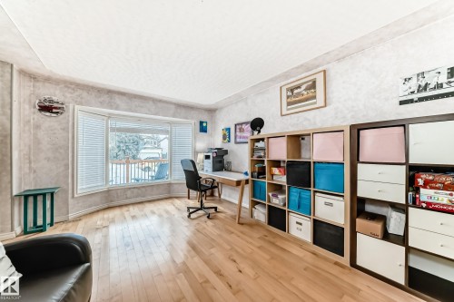 18931 80 Avenue, Edmonton, AB - Indoor Photo Showing Office