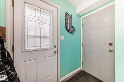 Entrance foyer with baseboards - 