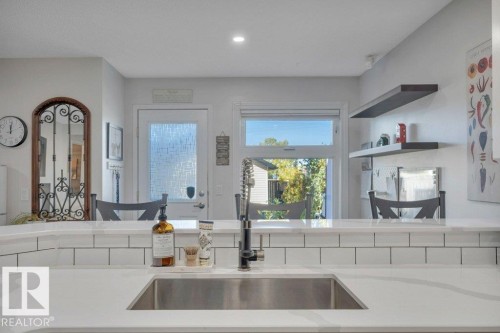 4260 24 Street, Edmonton, AB - Indoor Photo Showing Kitchen