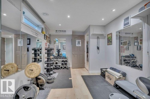 4260 24 Street, Edmonton, AB - Indoor Photo Showing Other Room