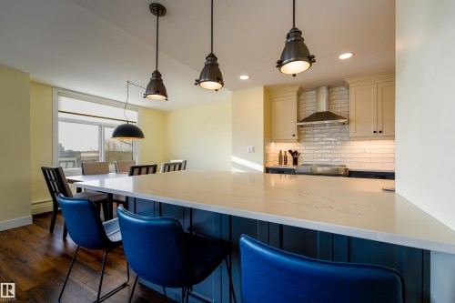 602 11710 100 Avenue, Edmonton, AB - Indoor