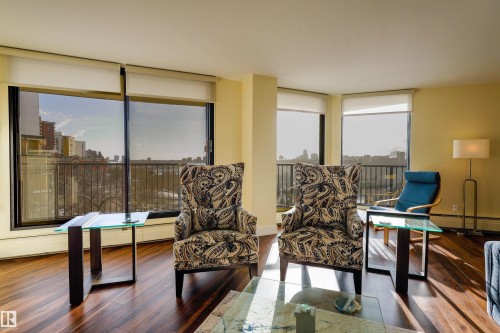 602 11710 100 Avenue, Edmonton, AB - Indoor Photo Showing Other Room