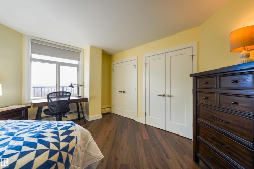 602 11710 100 Avenue, Edmonton, AB - Indoor Photo Showing Bedroom