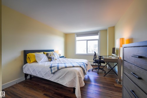 602 11710 100 Avenue, Edmonton, AB - Indoor Photo Showing Bedroom