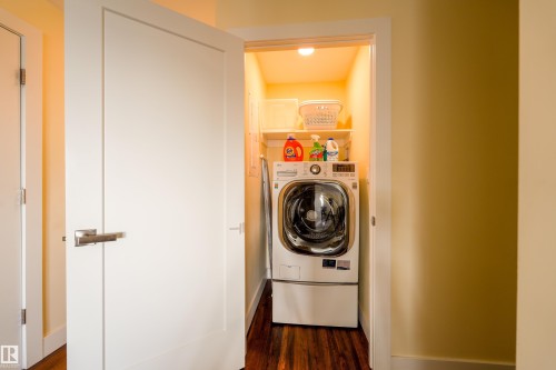602 11710 100 Avenue, Edmonton, AB - Indoor Photo Showing Laundry Room