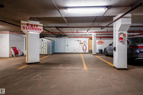 602 11710 100 Avenue, Edmonton, AB - Indoor Photo Showing Garage