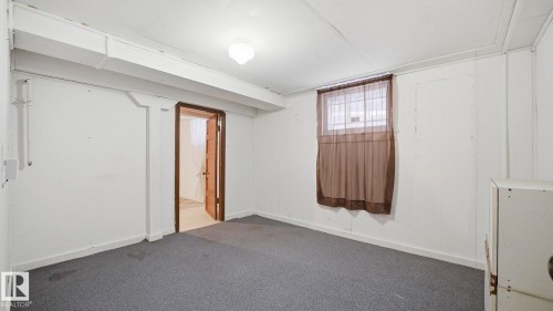 10149 122 Street, Edmonton, AB - Indoor Photo Showing Other Room