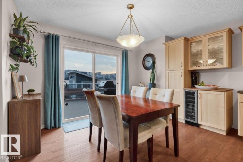 21933 94A Avenue, Edmonton, AB - Indoor Photo Showing Dining Room
