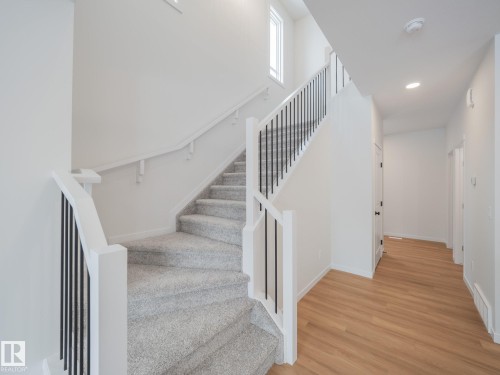 8724 224 Street, Edmonton, AB - Indoor Photo Showing Other Room