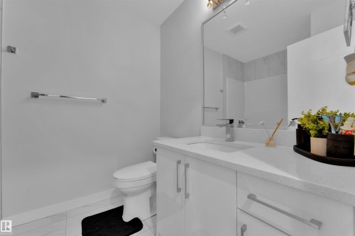 3704 41 Avenue, Beaumont, AB - Indoor Photo Showing Bathroom