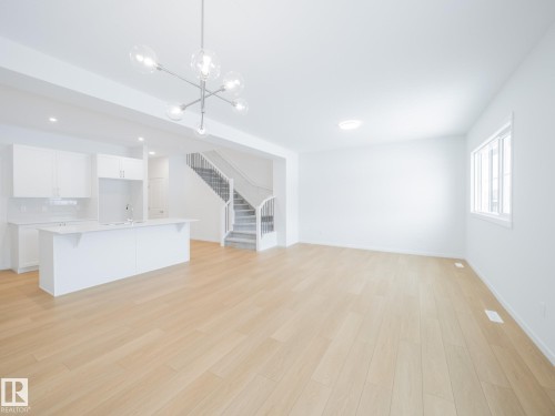 8731 224 Street, Edmonton, AB - Indoor